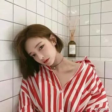 赤裸女羔羊