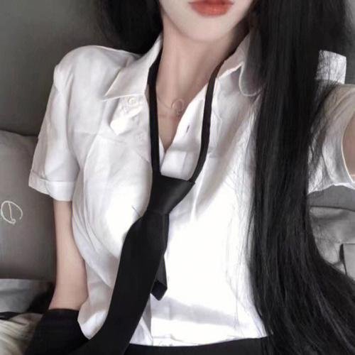 小魔女